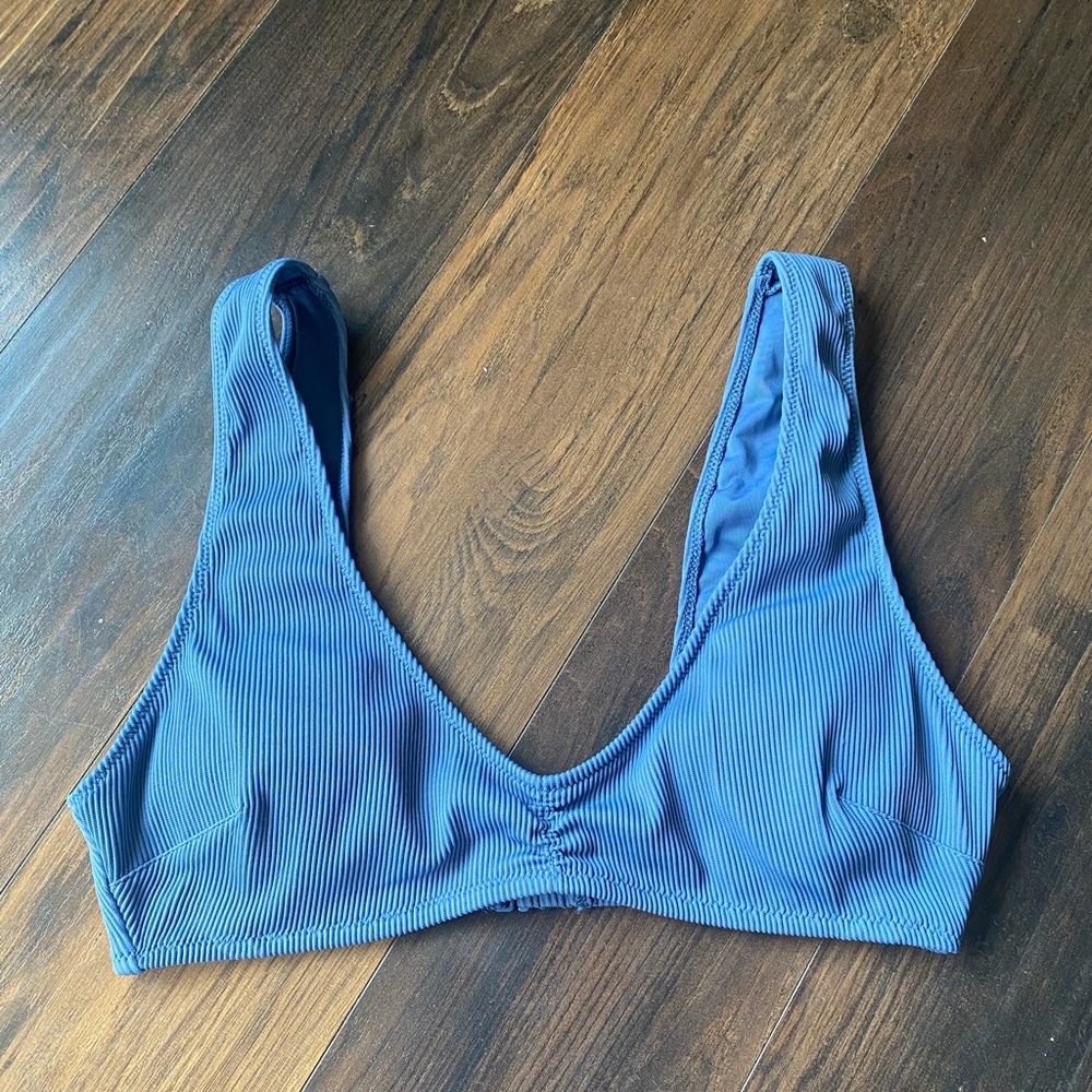 Aerie Scoop bikini top